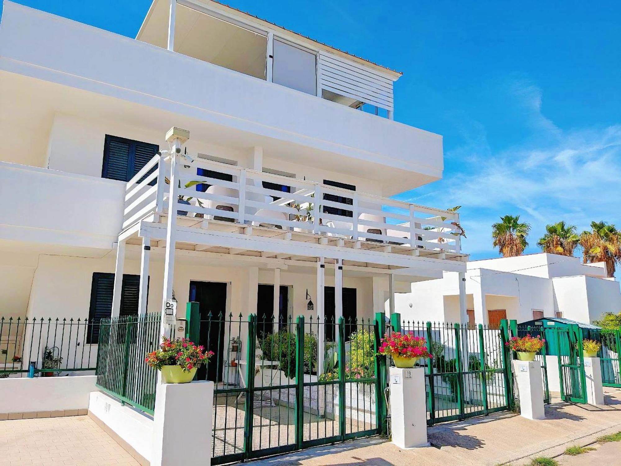 B&B Casa De Mare Lido Marini Bagian luar foto